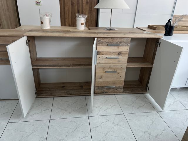 APARADOR JOANA 3 PUERTAS 4 CAJONES NUEVO