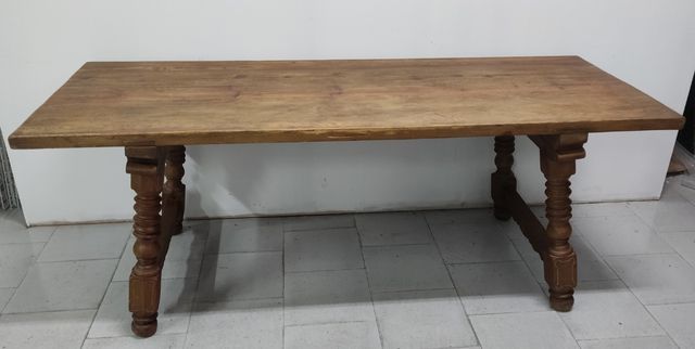 ANTIGUA MESA DE ROBLE