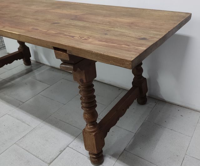 ANTIGUA MESA DE ROBLE