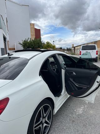 Mercedes-Benz Clase CLA 2014