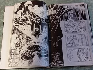 Tomo 1 Batman Black and White