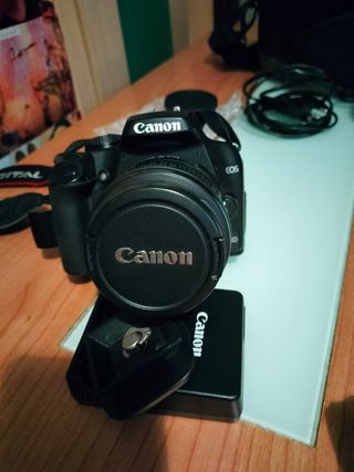 CAMARA CANON EOS 1000D