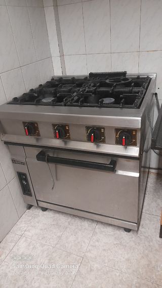 Cocina industrial de propano REPAGAS 4 f