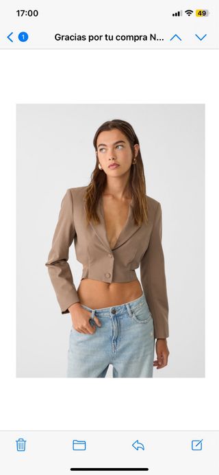 Traje chaqueta falda y torera