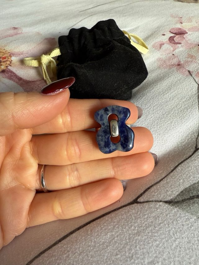 Anillo Tous de plata con piedra azul