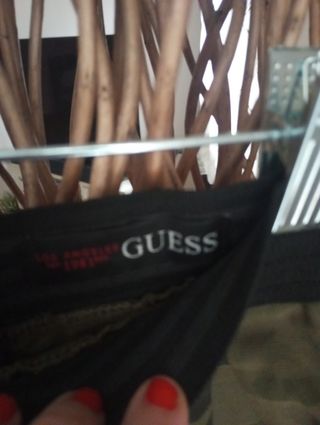 Falda militar Guess