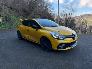 Renault Clio RS Trophy