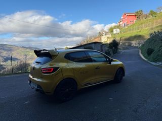 Renault Clio RS Trophy
