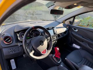 Renault Clio RS Trophy