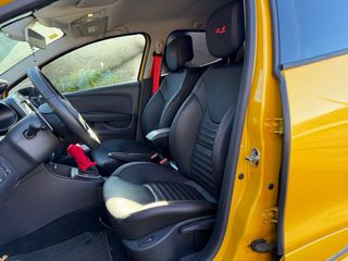 Renault Clio RS Trophy