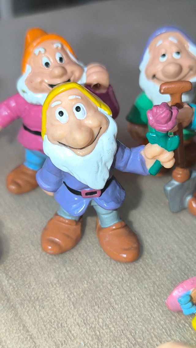 Enanitos Blancanieves bully