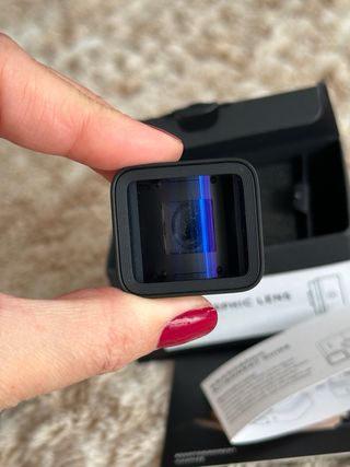 LENTE ANAMÓRFICA PARA MÓVILES DE LA MARCA MOMENT.