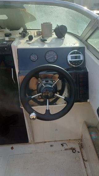Barco Astromar 5'60