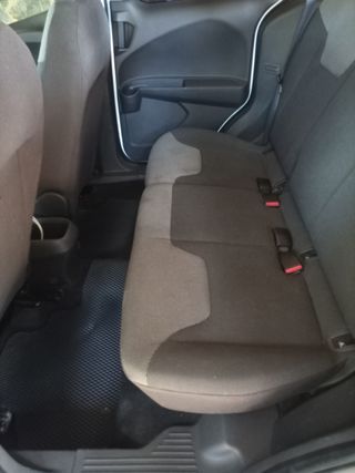 Ford E-Tourneo Courier 2015