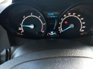 Ford E-Tourneo Courier 2015