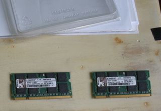 Ram Kingston DDR2 2Gb (2x1Gb) Portatil PC2-5300