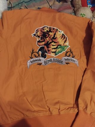 Cazadora Bombboogie talla L como nueva
