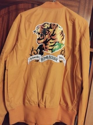 Cazadora Bombboogie talla L como nueva