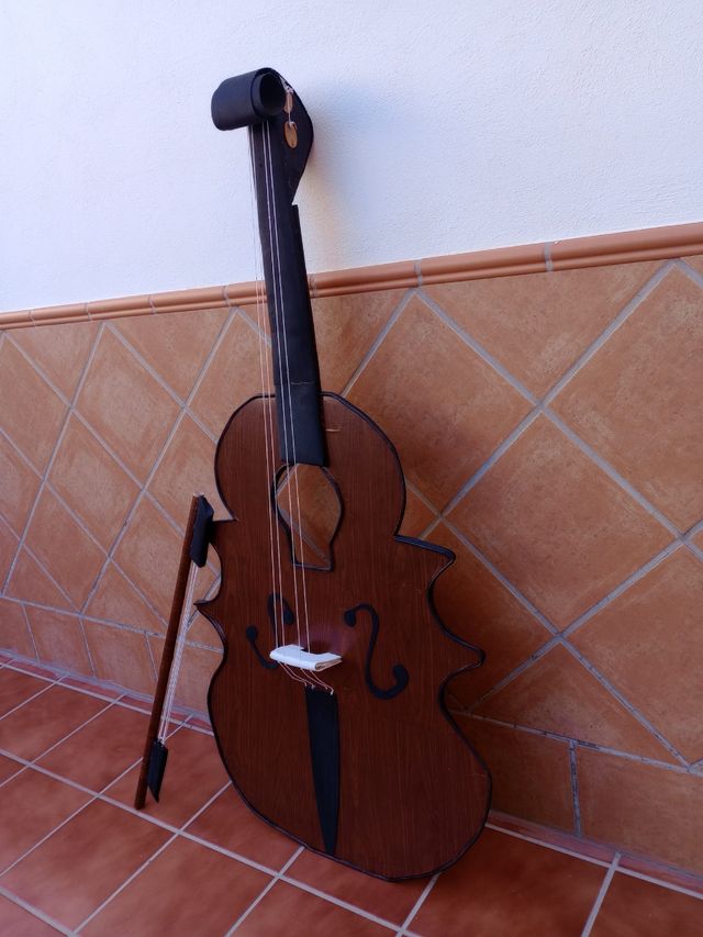 Violonchelo "emitacion "