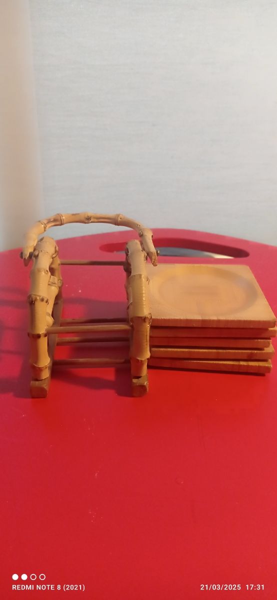 Vintages. Posavasos de bambú.