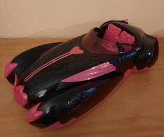 Coche de la muñeca Draculaura