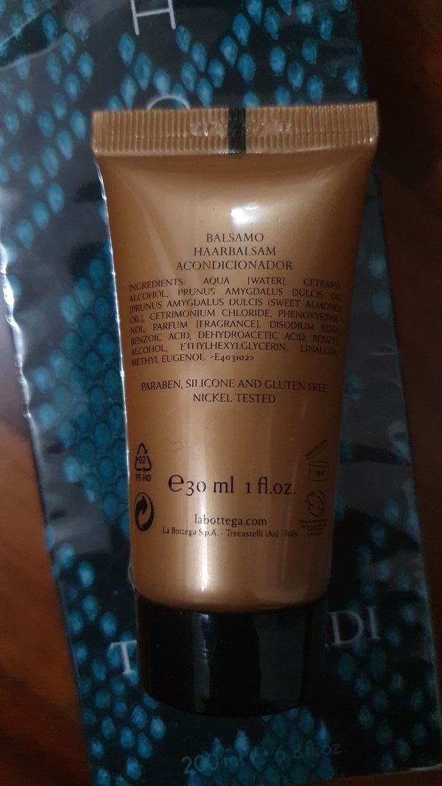 Trussardi Python for men - shower gel