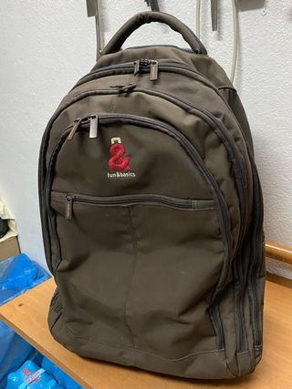 Maleta pequeña de mano con ruedas