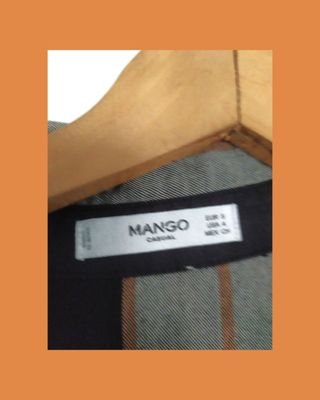 Vestido de cuadros de Mango