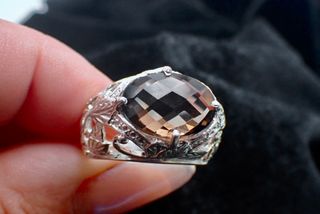 Anillo hojas en plata con Cuarzo Ahumado