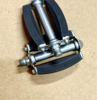 3 x 2 . PEDALES PASEO CLASICOS