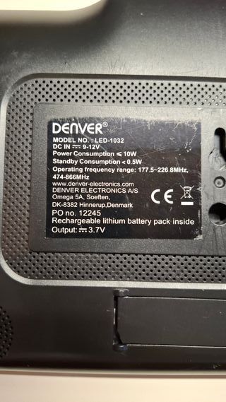 Piccolo televisore Denver Led 1032 con antenna