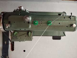 Maquina de coser profesional