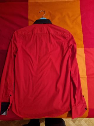 Camisa roja