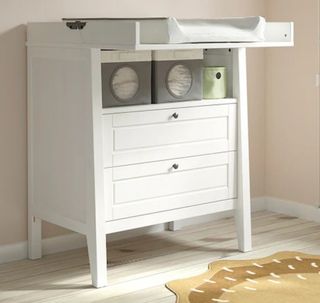 Cómoda con cambiador SUNDVIK