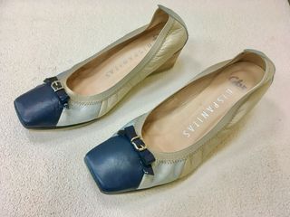 BAILARINAS CON CUÑA DE HISPANITAS