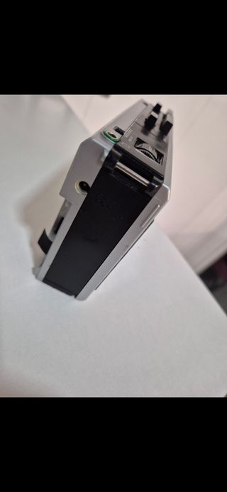 WALKMAN SONY F18/F28