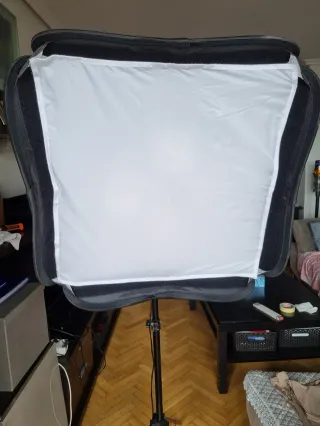 Set foco luces estudio 8 x Neewer 85w