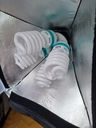 Set foco luces estudio 8 x Neewer 85w