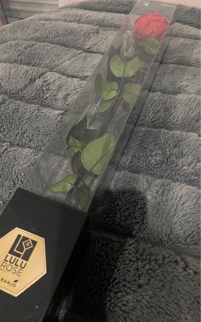 Lulu Rose rojo pasion