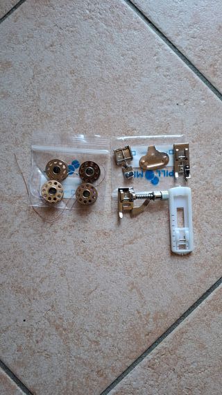 Macchina da cucire Toyota RS2000