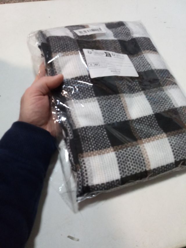 Sciarpa scialle a scacchi , con frangeSciarpa