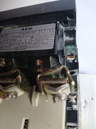 Contactor Tripolar AEG