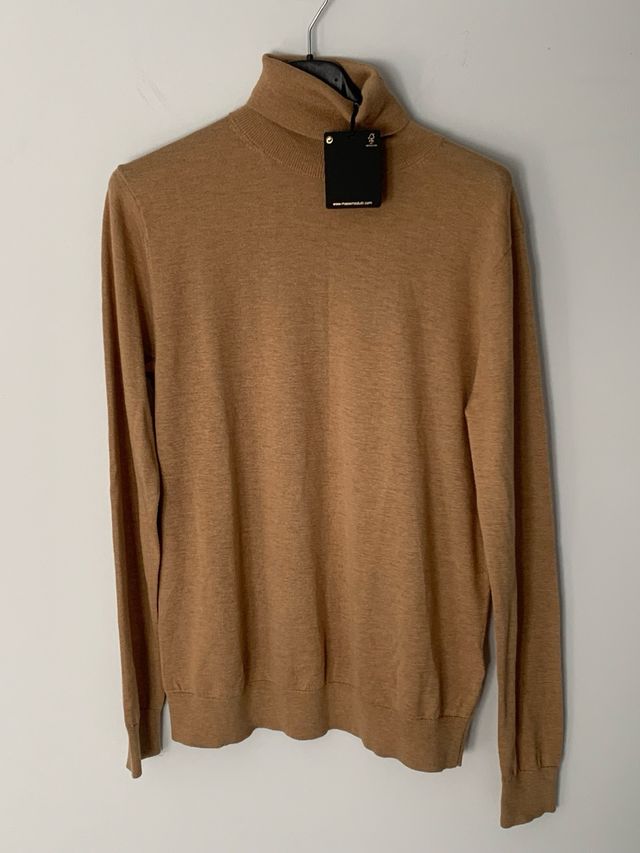 Jersey cuello alto beige de lana y seda