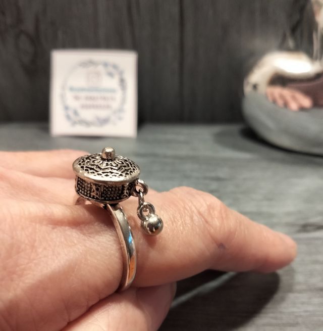 Anillo giratorio. Regulable.