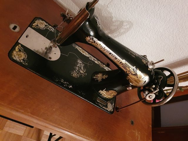 Máquinas de coser antiguas