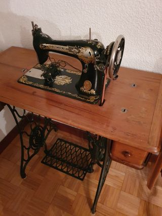 Máquinas de coser antiguas