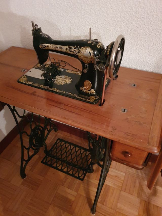 Máquinas de coser antiguas