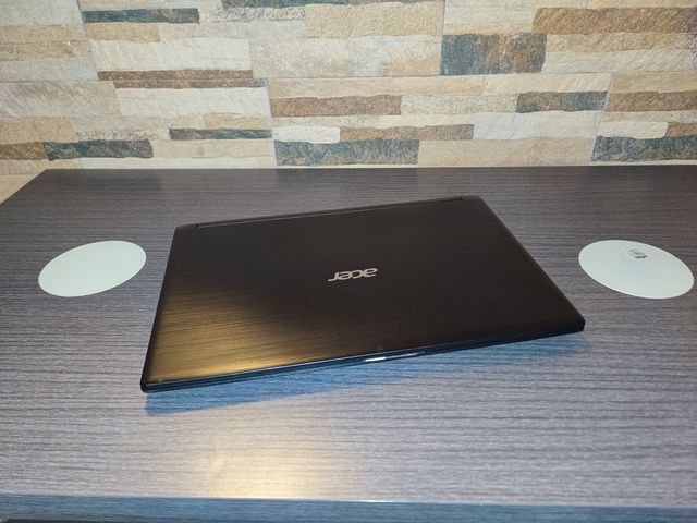 Portátil Acer Aspire 3