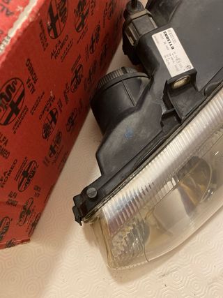 Faro izq. Alfa Romeo 156