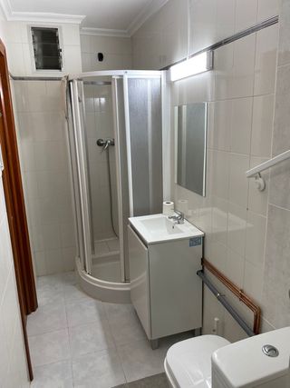 ALQUILO HABITACIÓN EN MOLINA